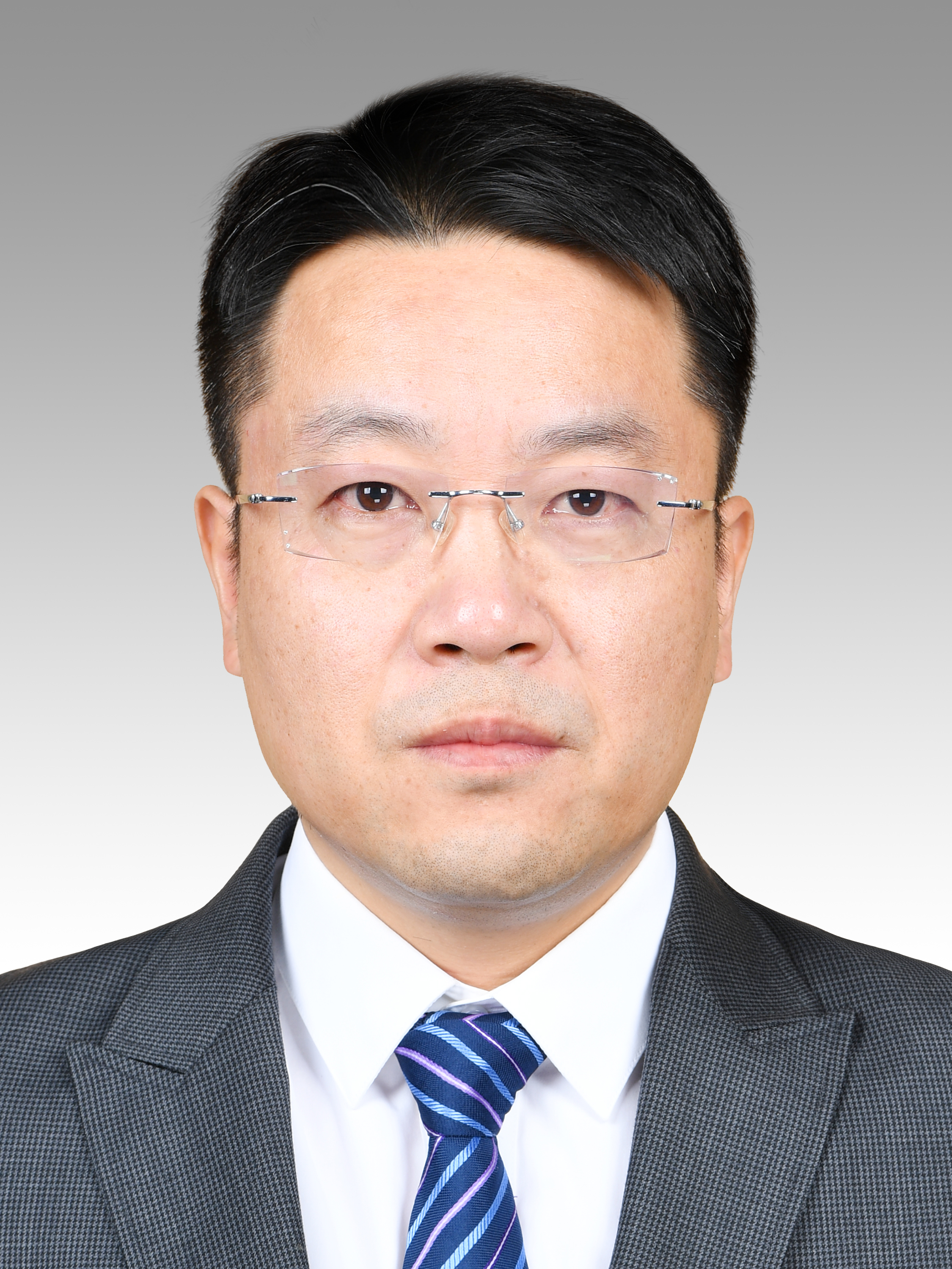 沈 敏